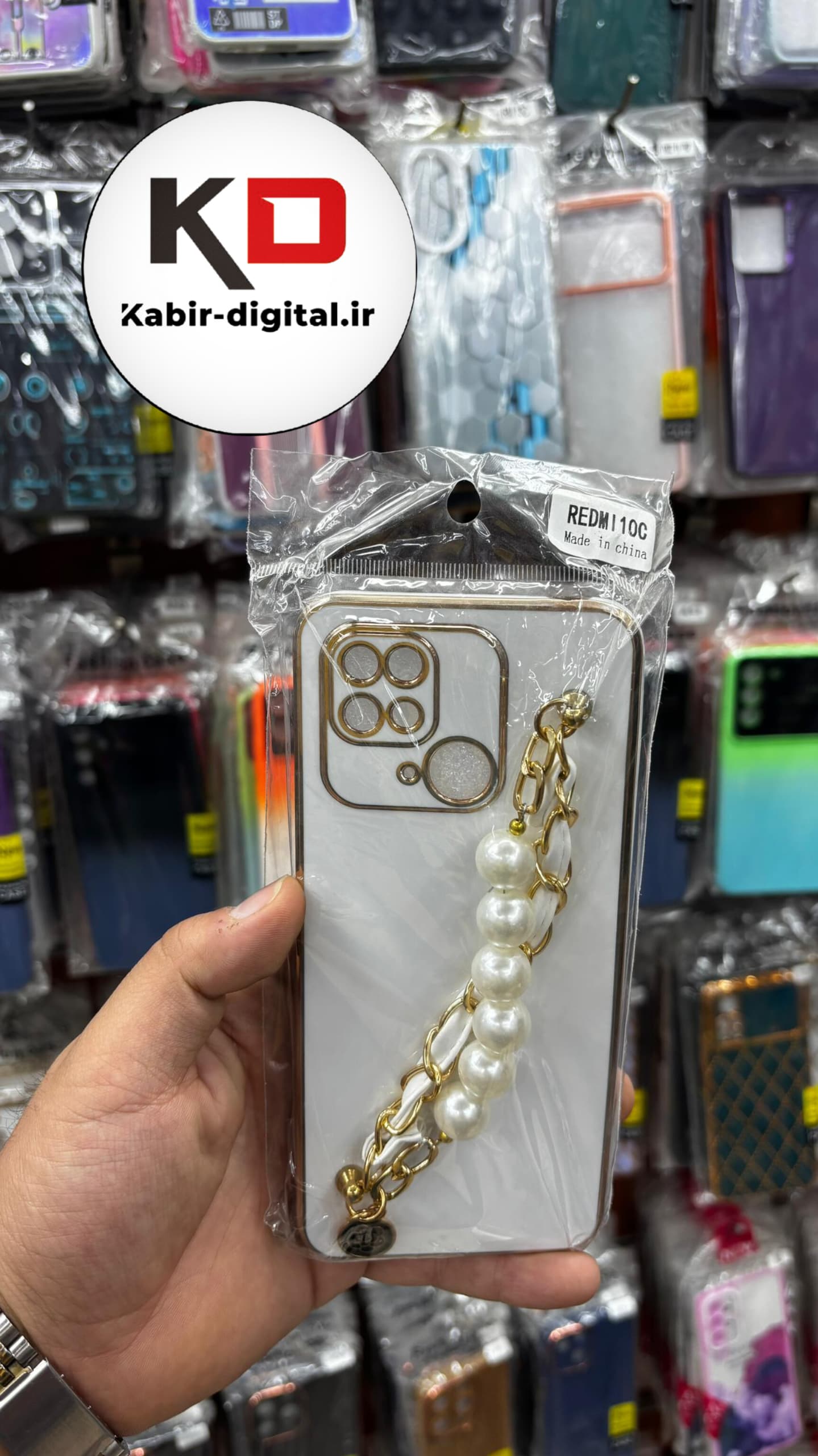 قاب گوشی Redmi 10C - Poco C40 شیائومی لاکچری دستبندی کارتیر چرمی و مرواریدی محافظ لنز دار