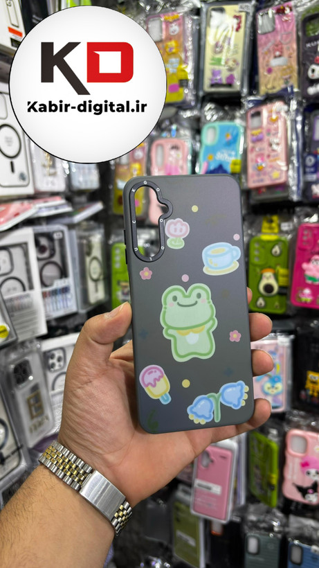قاب گوشی Galaxy A05s سامسونگ فانتزی اورجینال Grade A شیشه ای PVD براق دور سیلیکونی ضدخش ضد ضربه طرح غورباقه
