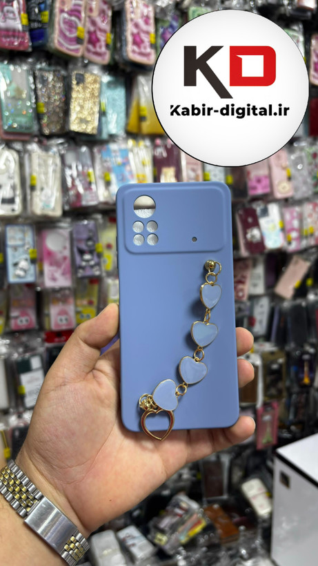 قاب گوشی POCO M4 Pro 5G شیائومی طرح سیلیکونی لاکچری دستبندی زنجیری قلبی آویزدار محافظ لنز دار آبی