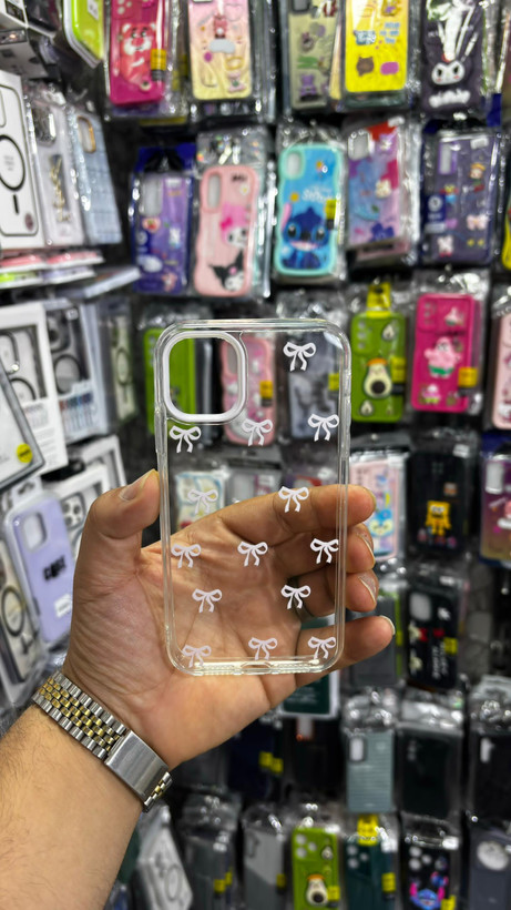 قاب گوشی iPhone 13/14/15 آیفون لاکچری شفاف لنز کرومی طرح پاپیون مینیمال سفید