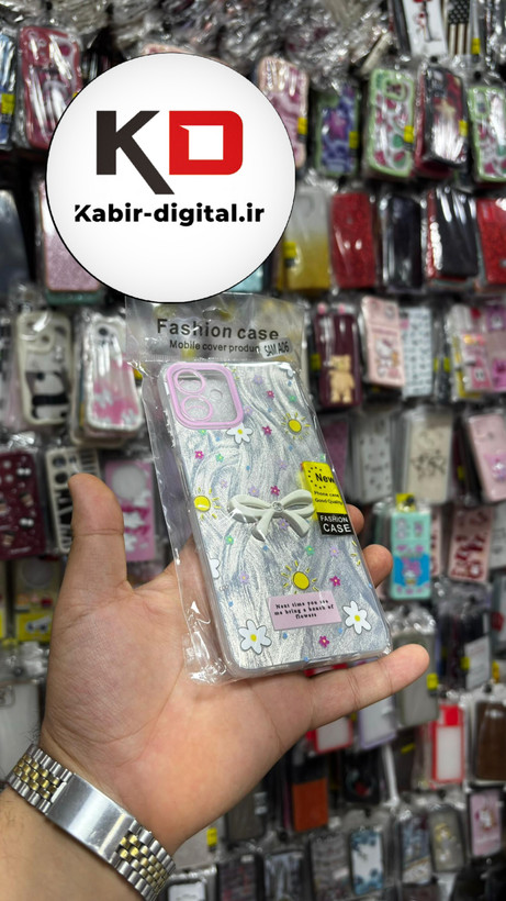 قاب گوشی Galaxy A06سامسونگ Brush Case طرح پاپیون و گل محافظ لنز دار