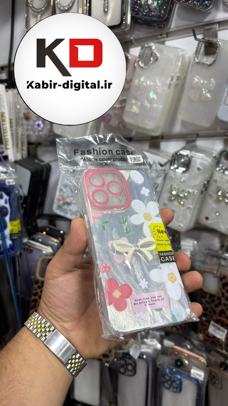 قاب گوشی iPhone 15 Pro Max آیفون Brush Case طرح پاپیون و گل سرخ محافظ لنز دار