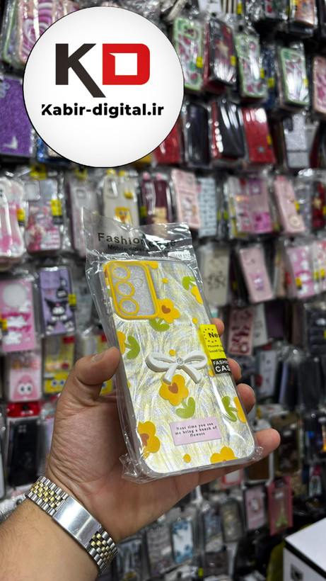 قاب گوشی Galaxy A26/A16سامسونگ Brush Case طرح پاپیون و گل زرد محافظ لنز دار