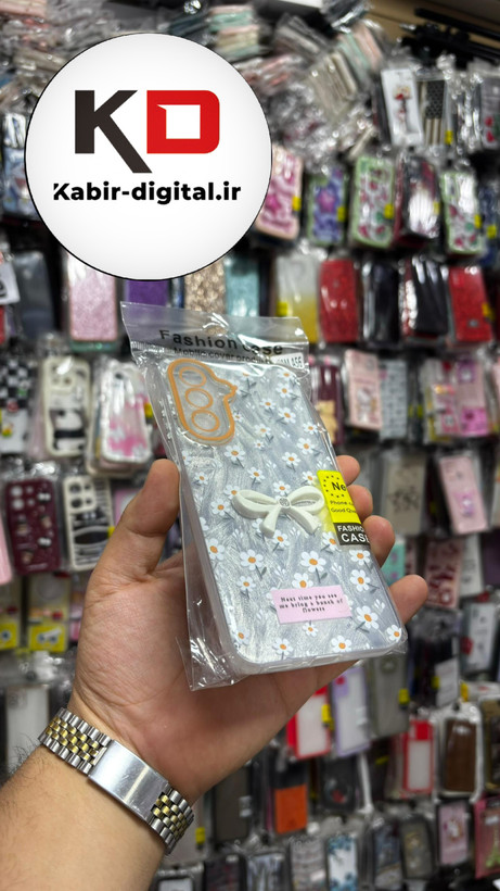 قاب گوشی Galaxy A56سامسونگ Brush Case طرح پاپیون و گل بابونه محافظ لنز دار