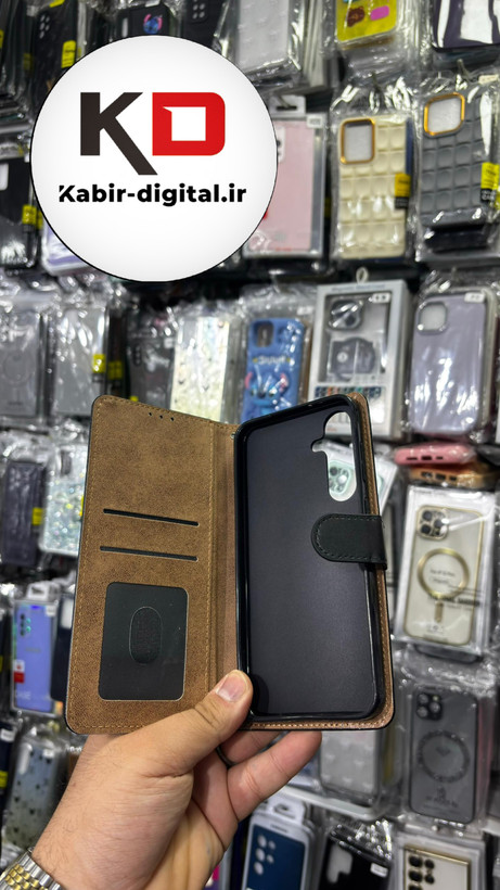 کیف گوشی Galaxy S24 FEسامسونگ چرم مگنتی جاکارتی بند آویز دار مشکی