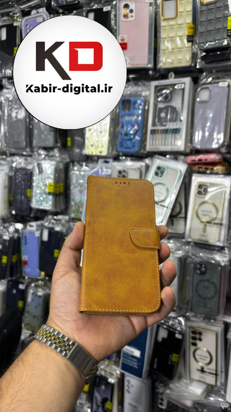 کیف گوشی Galaxy S23 FEسامسونگ چرم مگنتی جاکارتی بند آویز دار قهوه ایی روشن