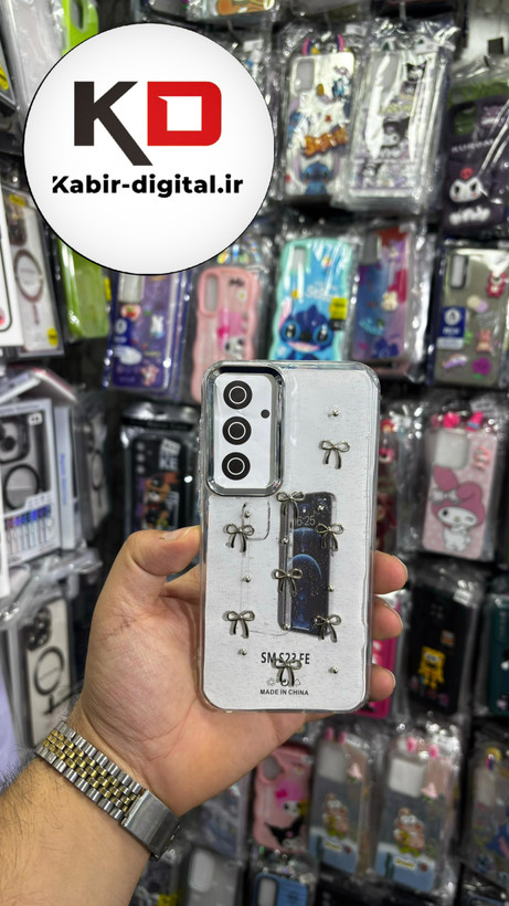 قاب گوشی Galaxy S23 FE سامسونگ لاکچری شفاف رزینی طرح شاین لنز کرومی طرح پاپیون
