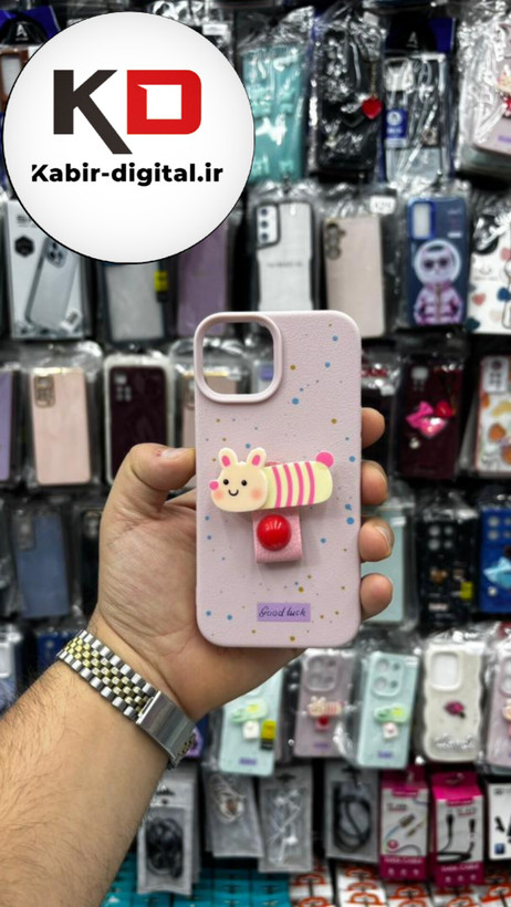 قاب گوشی iPhone 13/14/15 آیفون سیلیکونی فانتزی برجسته لاکچری هولدردار فانتزی طرح زنبور صورتی
