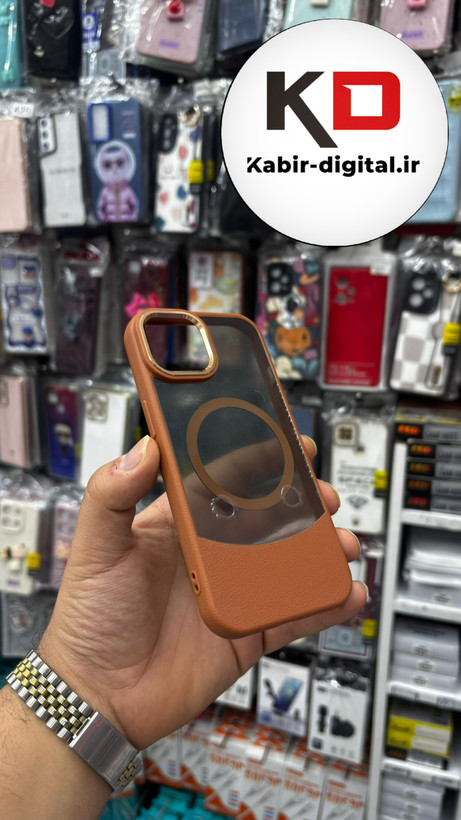 قاب گوشی پشت مات چرمی مگسیف - (قهوه ایی) Iphone 13/14/15