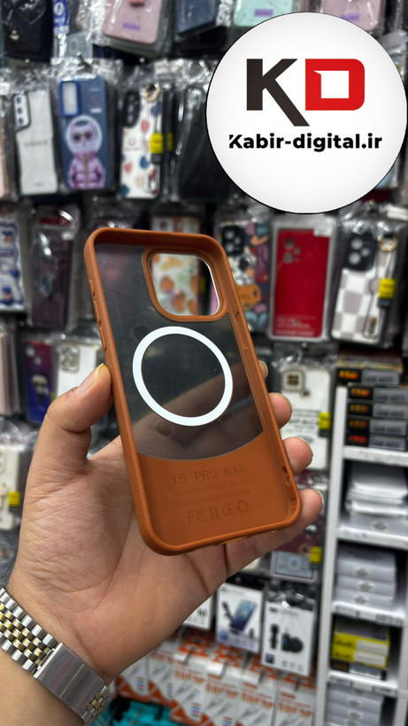 قاب گوشی پشت مات چرمی مگسیف - (قهوه ایی) Iphone 15 pro Max