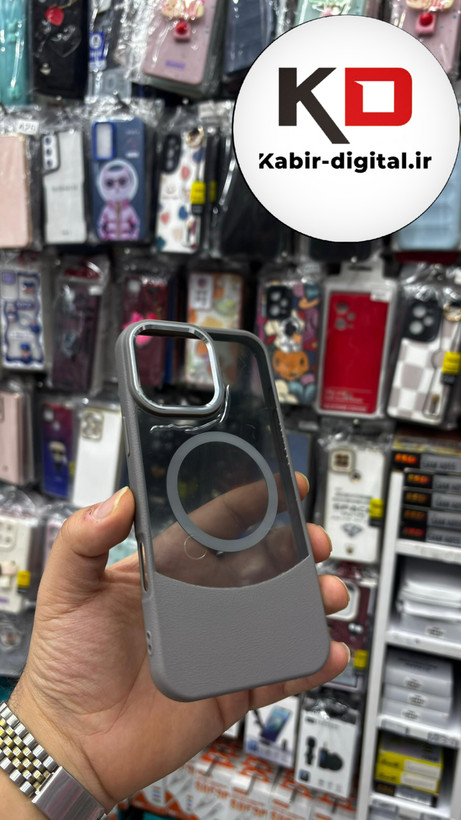 قاب گوشی پشت مات چرمی مگسیف - (خاکستری ) Iphone 16 pro Max