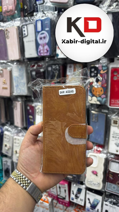 کیف گوشی Galaxy A32 4Gسامسونگ چرم مگنتی جاکارتی بند آویز دار قهوه ایی