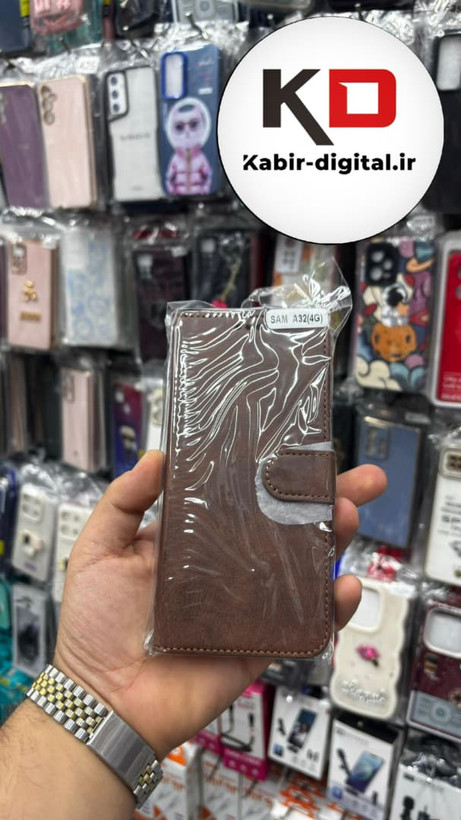 کیف گوشی Galaxy A32 4Gسامسونگ چرم مگنتی جاکارتی بند آویز دار قهوه ایی تیره