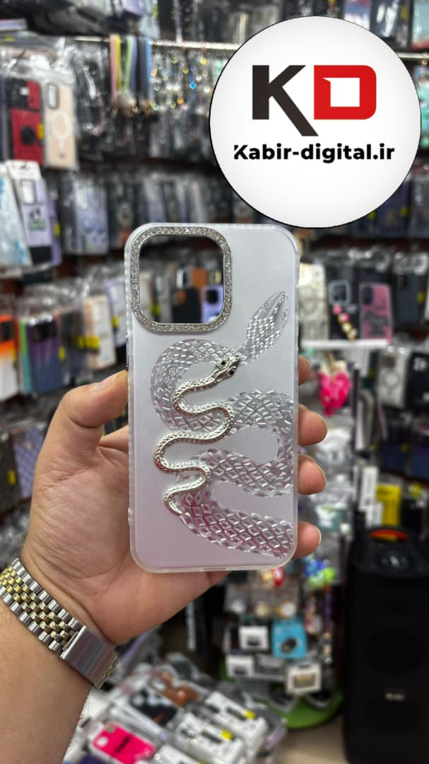 قاب گوشی iPhone 15 Pro Max آیفون اورجینال فانتزی سخت لنز کرومی نگین دار ایربگ دار طرح مار