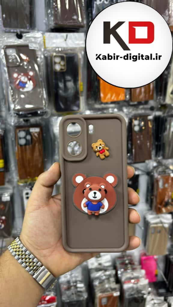 قاب گوشی POCO C65 / Redmi 13c شیائومی طرح سیلیکونی Solid عروسکی برجسته محافظ لنز دار طرح خرس قهوه ایی