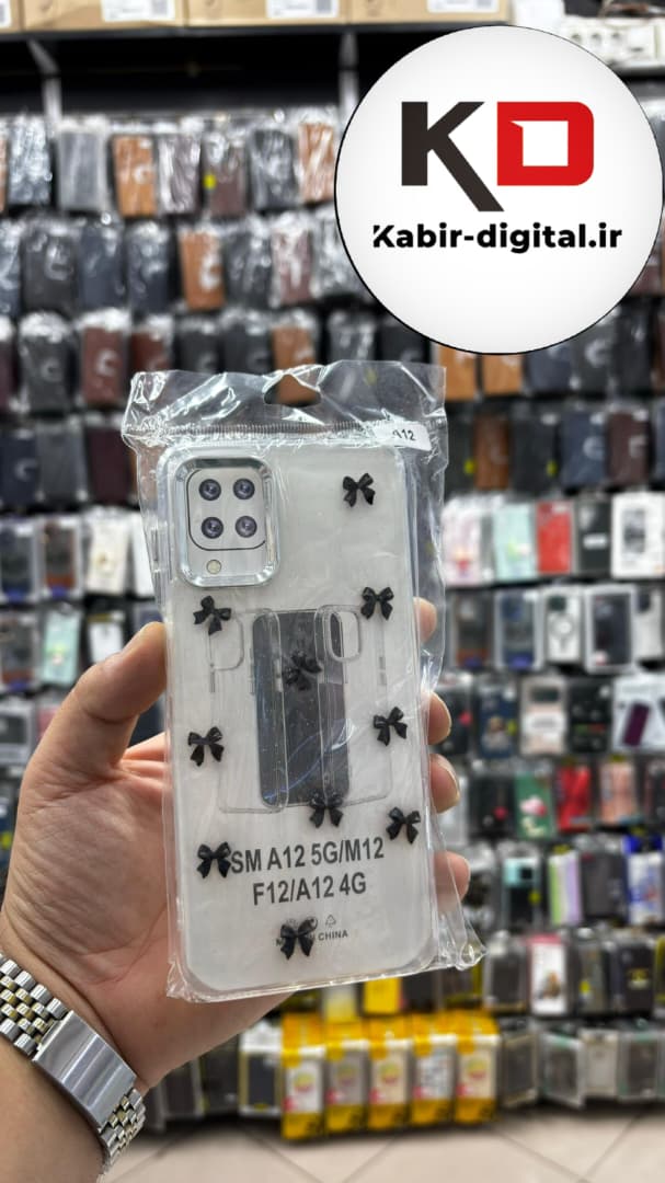 قاب گوشی Galaxy A12/M12/F12 سامسونگ لاکچری شفاف رزینی طرح شاین لنز کرومی طرح پاپیون مشکی