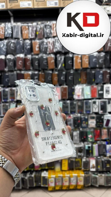 قاب گوشی Galaxy A12/M12/F12 سامسونگ لاکچری شفاف رزینی طرح شاین لنز کرومی طرح توت فرنگی
