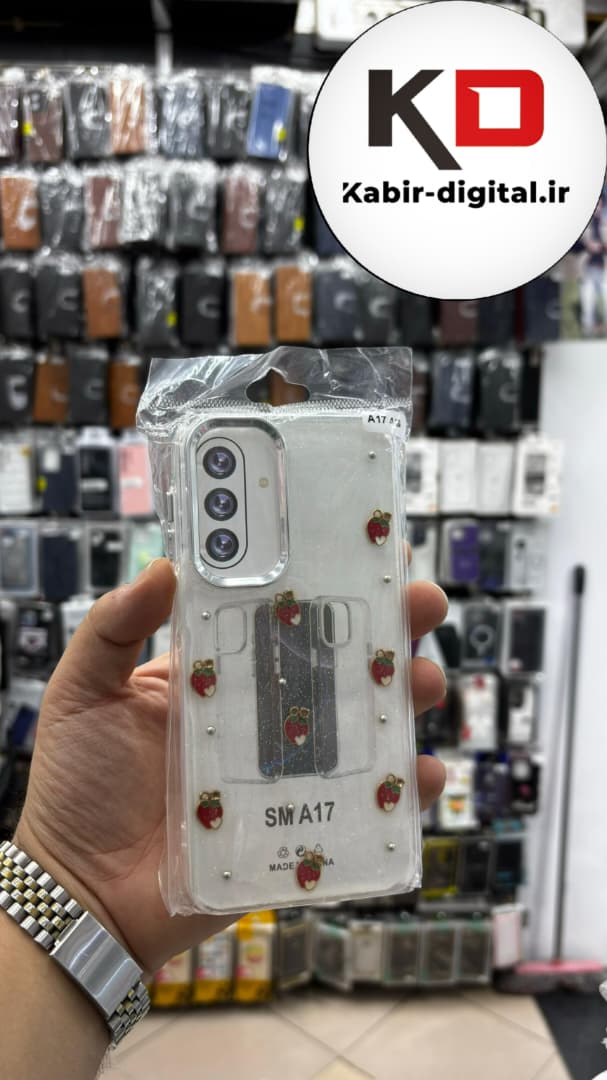 قاب گوشی Galaxy A17 سامسونگ لاکچری شفاف رزینی طرح شاین لنز کرومی طرح توت فرنگی