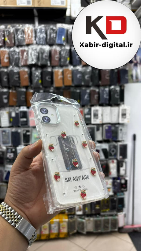 قاب گوشی Galaxy A07 / A06 سامسونگ لاکچری شفاف رزینی طرح شاین لنز کرومی طرح توت فرنگی