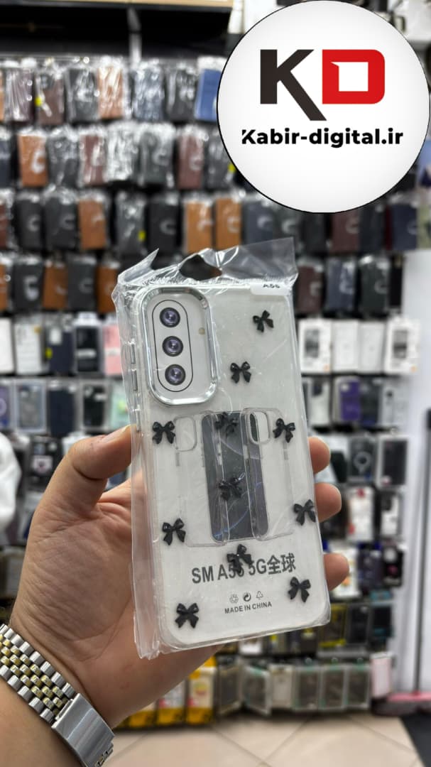 قاب گوشی Galaxy A56 / A36 سامسونگ لاکچری شفاف رزینی طرح شاین لنز کرومی طرح پاپیون مشکی