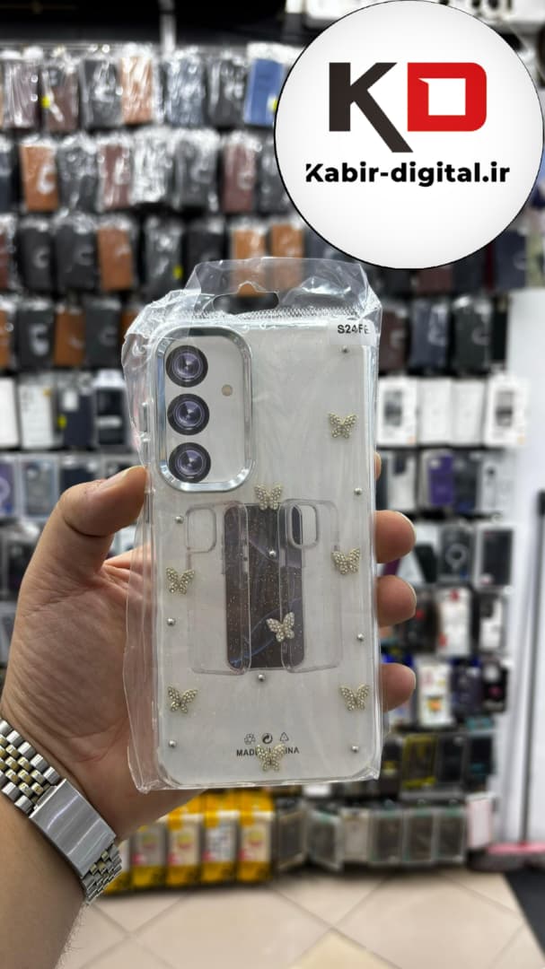 قاب گوشی Galaxy S24 FE سامسونگ لاکچری شفاف رزینی طرح شاین لنز کرومی طرح پروانه نگین دار