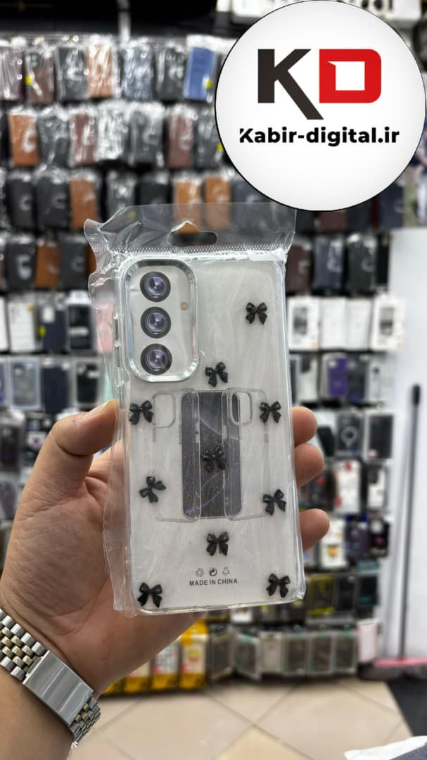 قاب گوشی Galaxy S25 FE سامسونگ لاکچری شفاف رزینی طرح شاین لنز کرومی طرح پاپیون مشکی