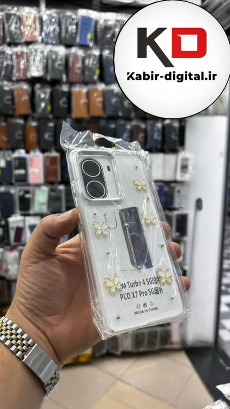 قاب گوشی Redmi turbo 4 5g / POCO X7 PRO شیائومی لاکچری شفاف رزینی طرح شاین لنز کرومی طرح پروانه طلایی