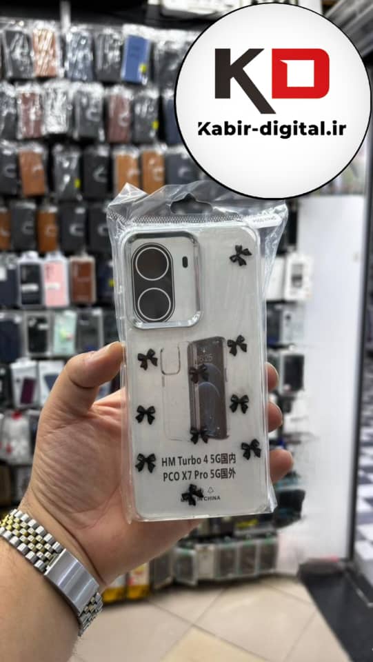قاب گوشی  Redmi turbo 4 5g / POCO X7 PRO شیائومی لاکچری شفاف رزینی طرح شاین لنز کرومی طرح پاپیون مشکی