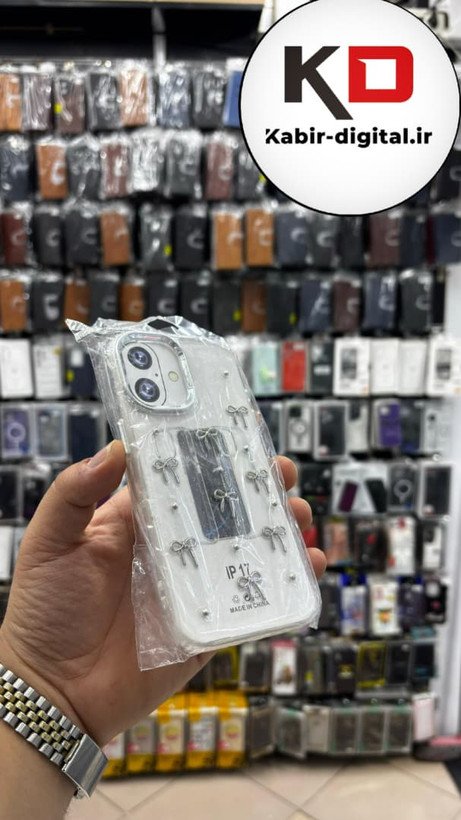 قاب گوشی iPhone 17 آیفون لاکچری شفاف رزینی طرح شاین لنز کرومی طرح پاپیون