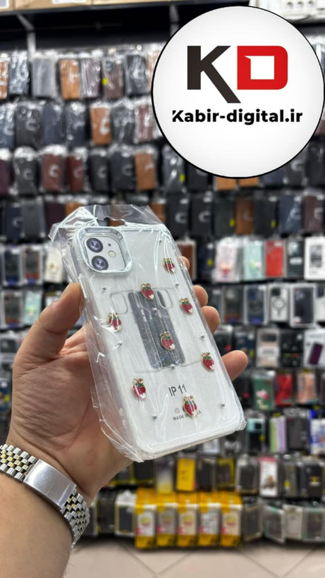 قاب گوشی iPhone 11 آیفون لاکچری شفاف رزینی طرح شاین لنز کرومی طرح توت فرنگی