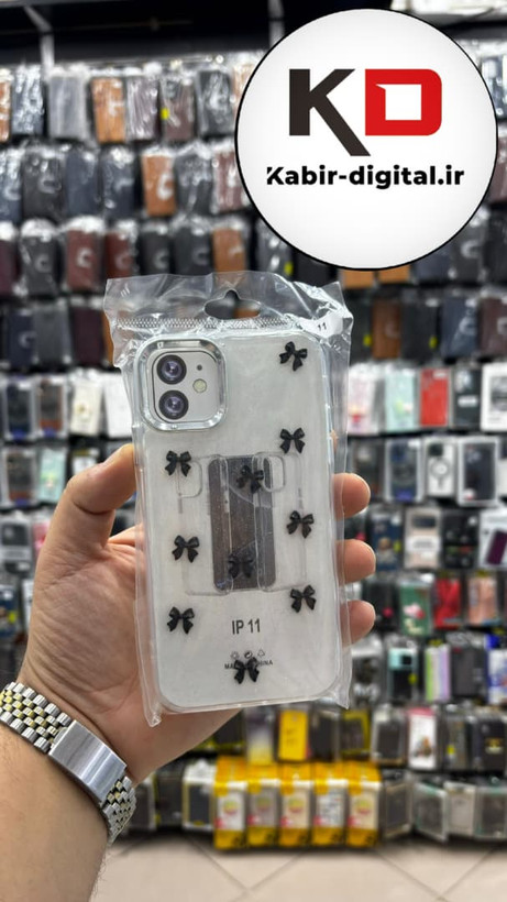 قاب گوشی iPhone 11 آیفون لاکچری شفاف رزینی طرح شاین لنز کرومی طرح پاپیون مشکی
