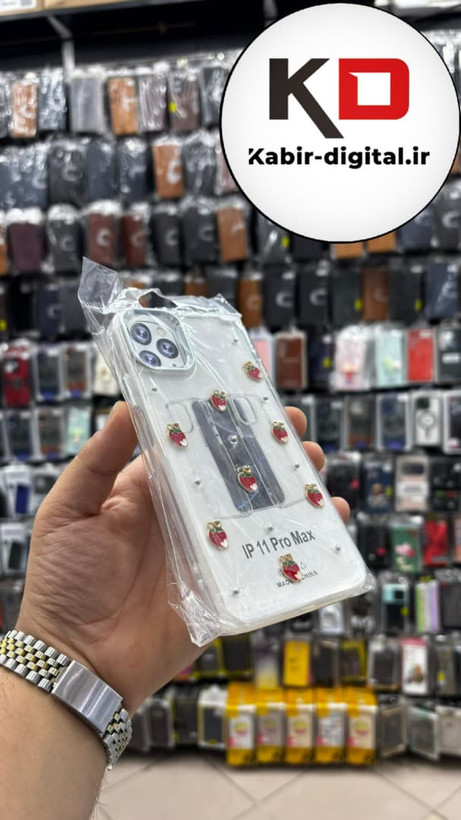 قاب گوشی iPhone 11 Pro Max آیفون لاکچری شفاف رزینی طرح شاین لنز کرومی طرح توت فرنگی