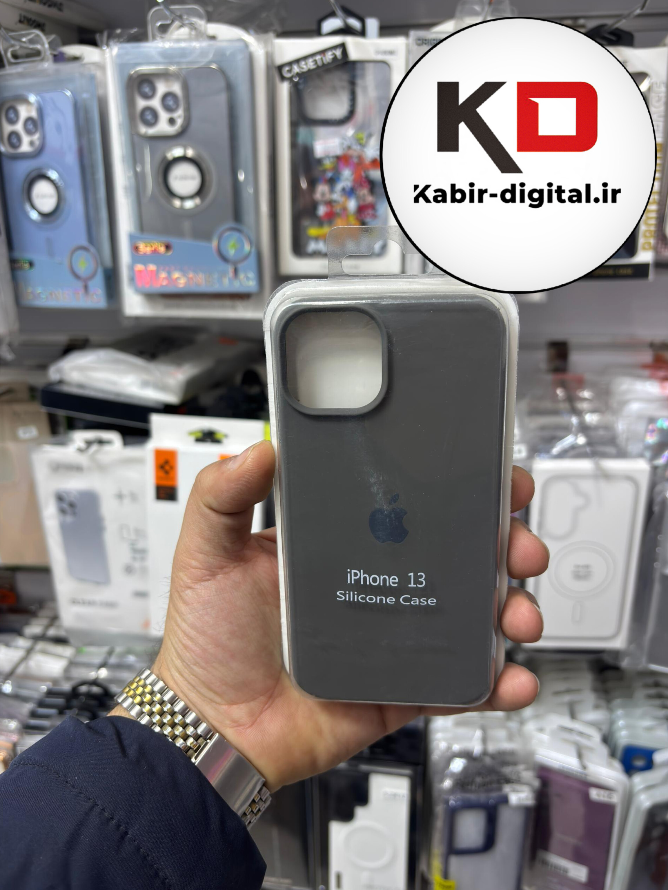 قاب گوشی iPhone 13 /14 /15آیفون سیلیکونی اورجینال پاک کنی درجه یک زیربسته خاکی