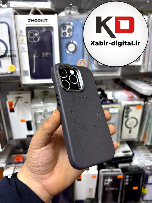 کاور گوشی آیفون iphone 14 Pro طرح چرم اورجینال مگ سیف لنز کرومی مشکی