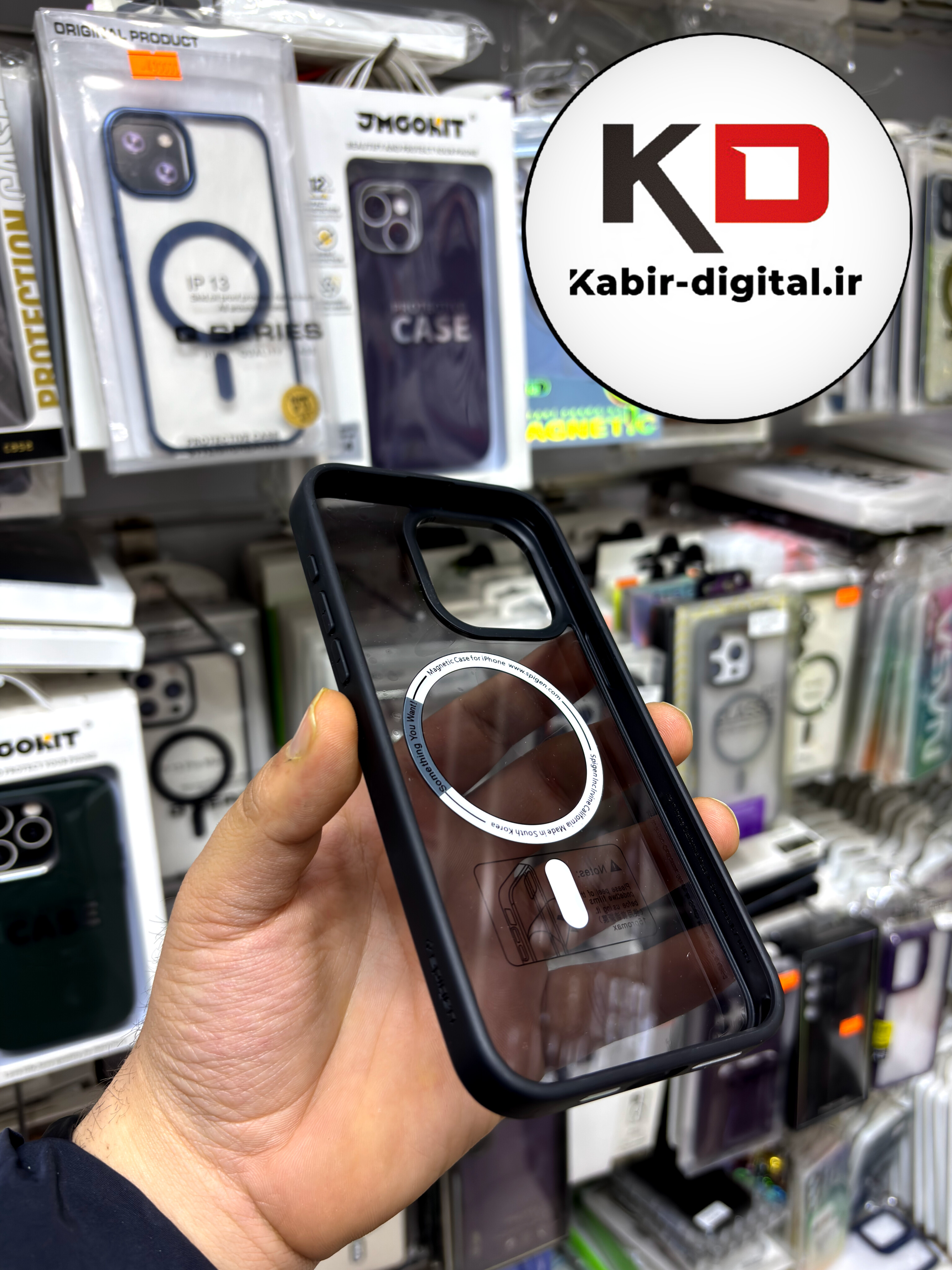 قاب اورجینال Magsafe Spigen با توری اسپیکر فلزی Apple iPhone 15 Pro max - مشکی (پک دار)‌