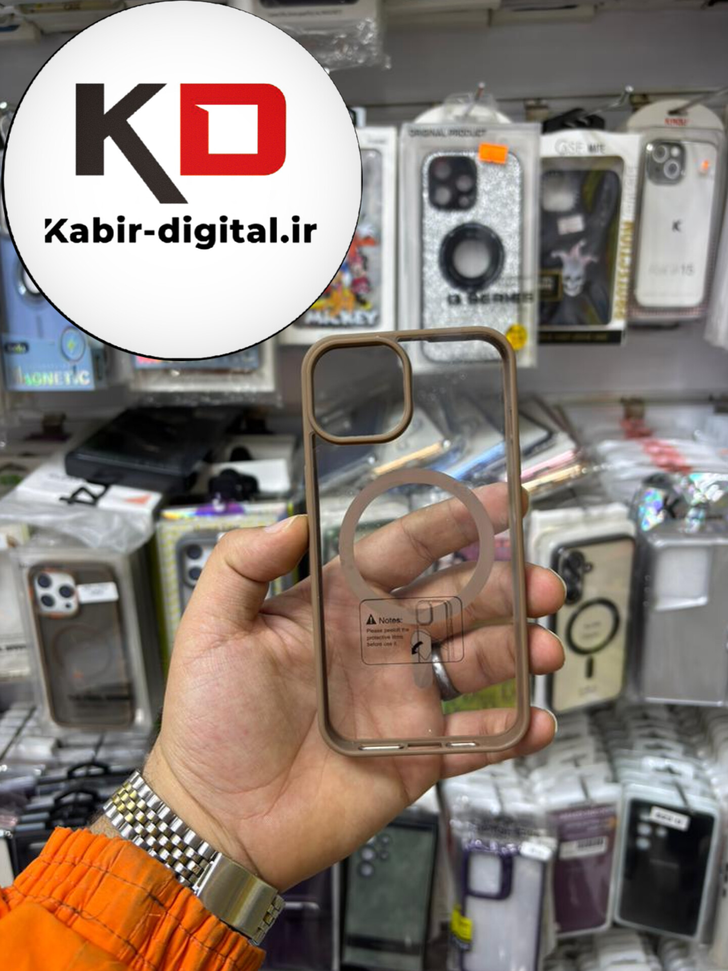 قاب گوشی iPhone 13 آیفون اورجینال Spigen شفاف مگ سیف Magsafe اورجینال قهوه ایی