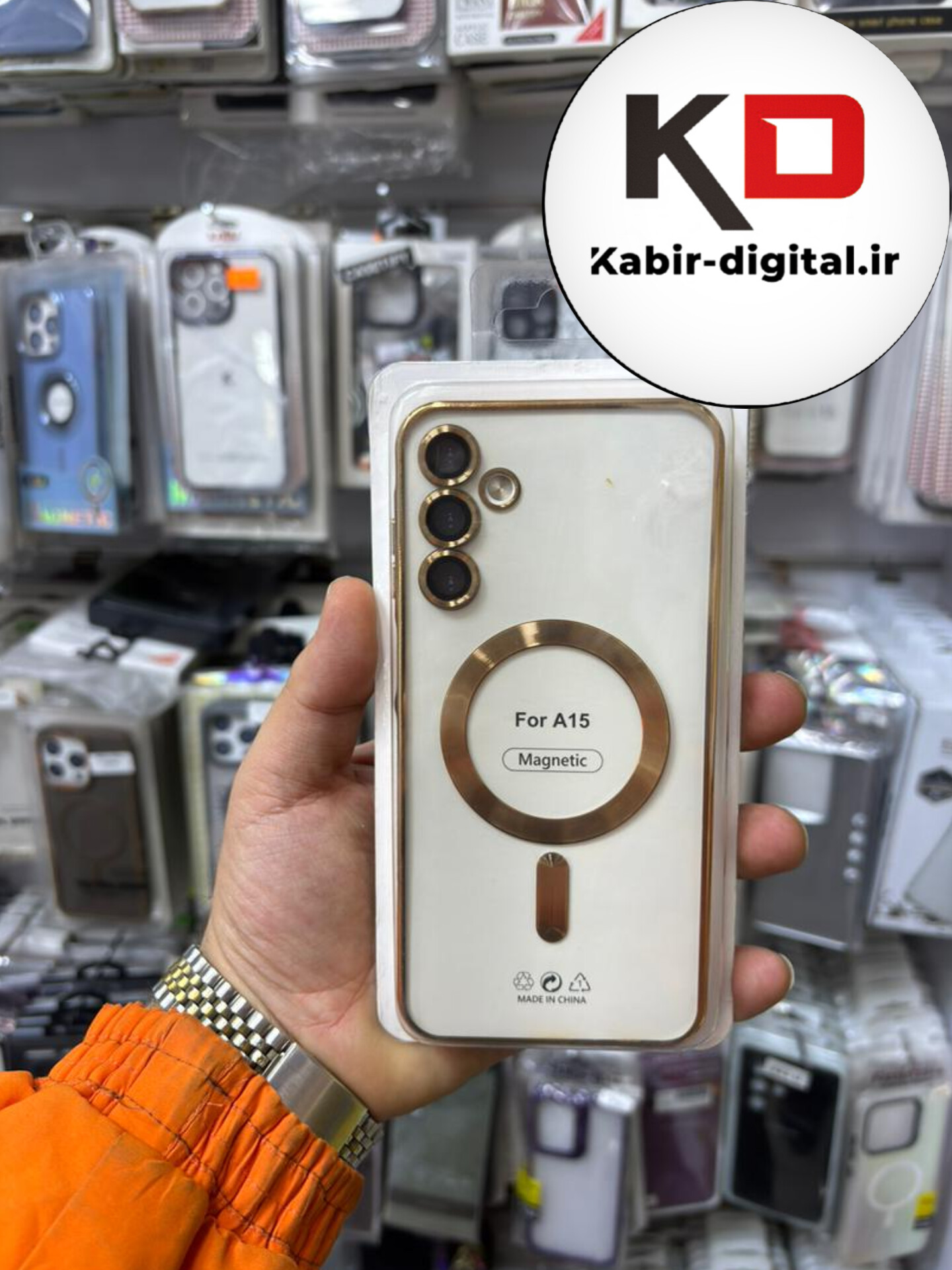 قاب گوشی Galaxy A15 سامسونگ الکتروپلیتینگ ژله ای شفاف اورجینال طرح مگ سیف محافظ لنز دار طلایی