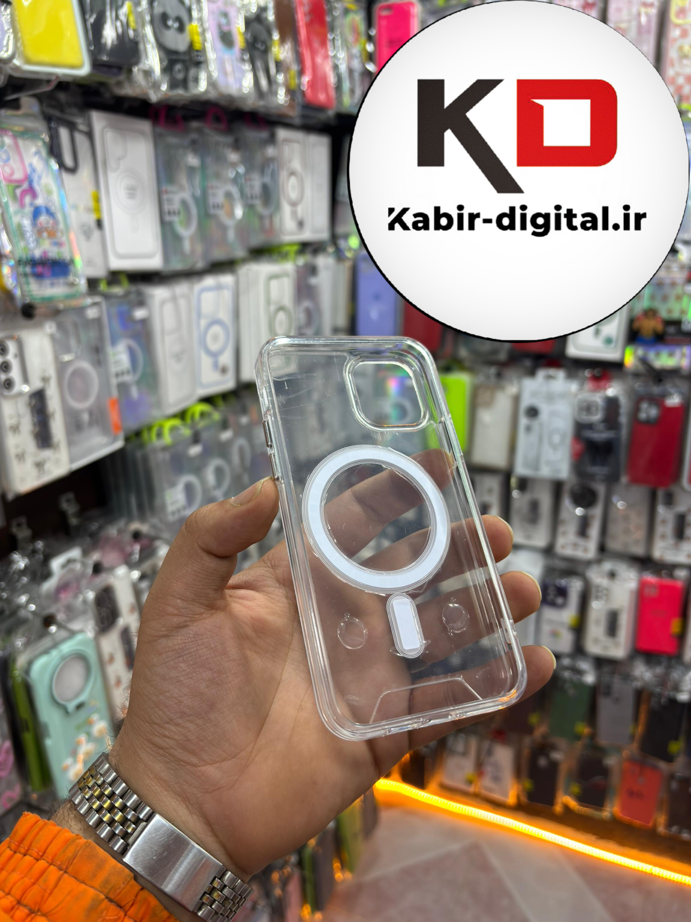 قاب گوشی iPhone 11 pro آیفون اورجینال طرح طلقی شیشه ای شفاف مگ سیف دار