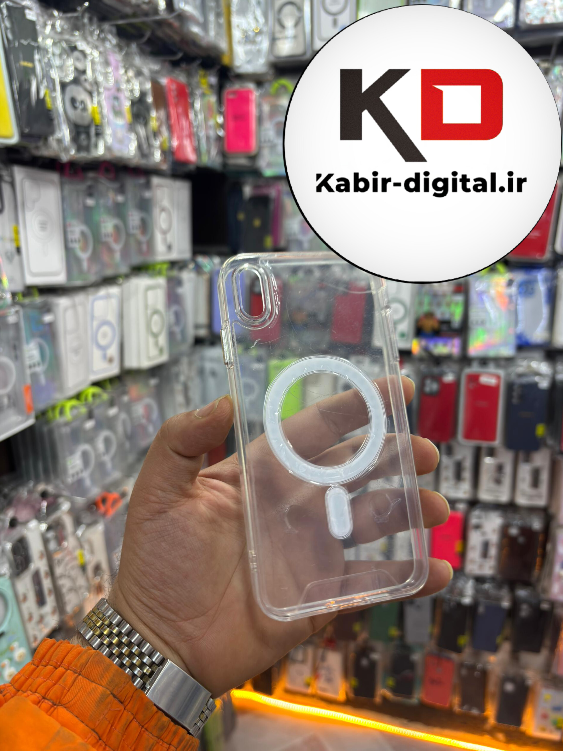 قاب گوشی iPhone XS max آیفون اورجینال طرح طلقی شیشه ای شفاف مگ سیف دار