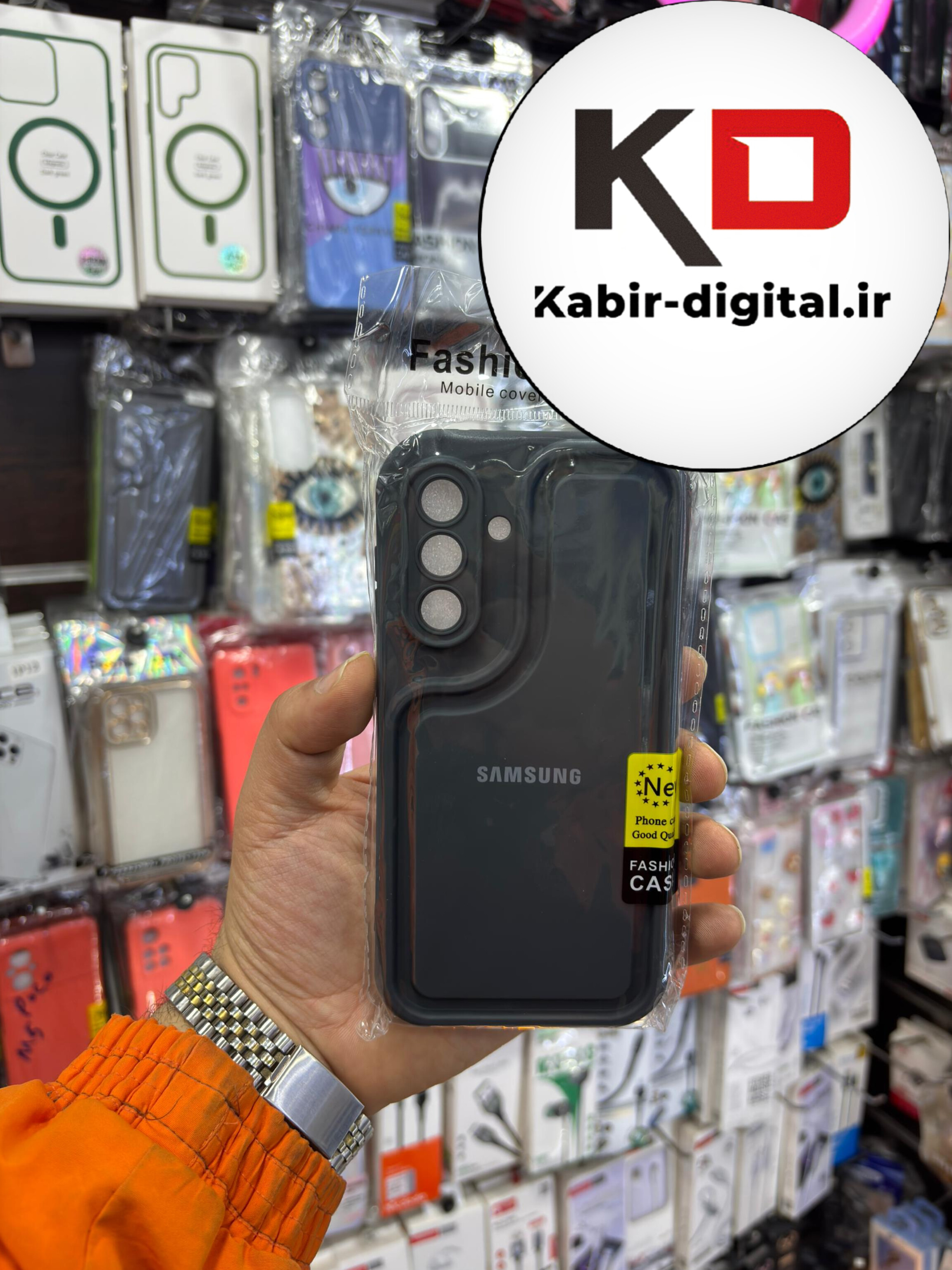 قاب گوشی Galaxy A56 سامسونگ طرح سیلیکونی Solid جدید محافظ لنزدار مشکی