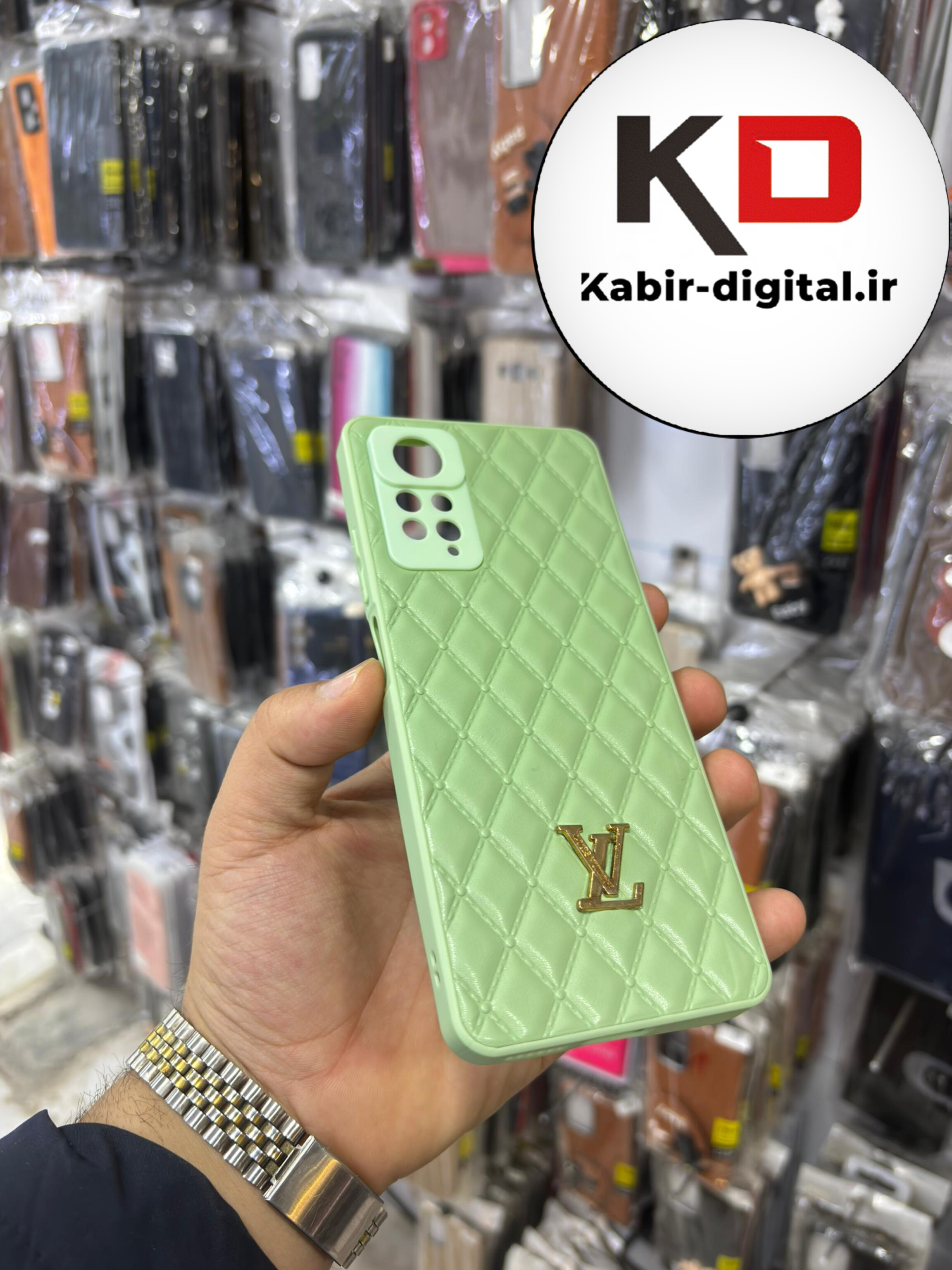 قاب گوشی Note 11 pro 4g / Note 12 pro 4g شیائومی طرح دار پافر چرمی محافظ لنز دار لویی ویتون LV سبز پاستیلی