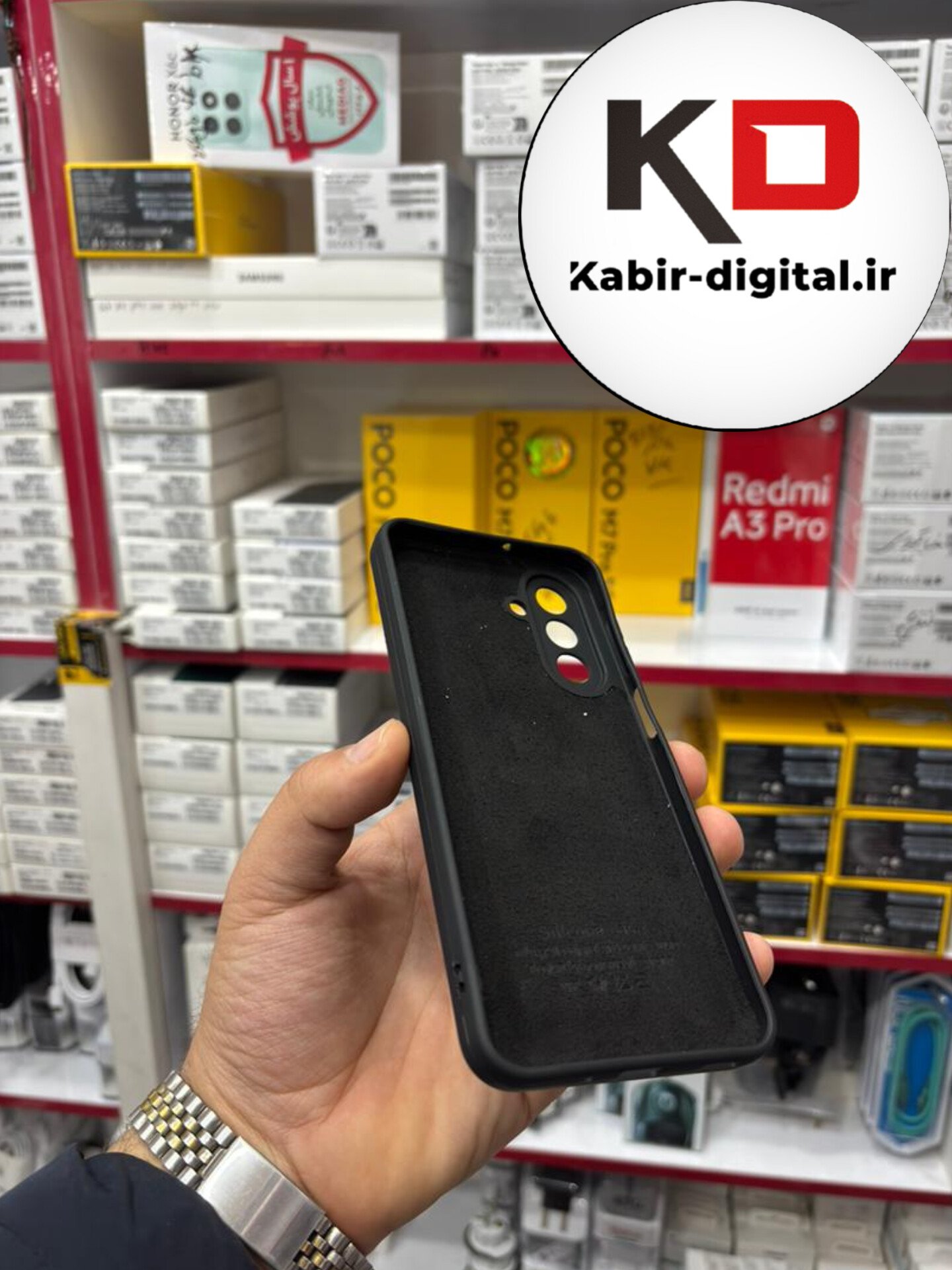 قاب گوشی Galaxy A17/ A16 سامسونگ سیلیکونی اورجینال پاک کنی درجه یک زیربسته محافظ لنز دار مشکی
