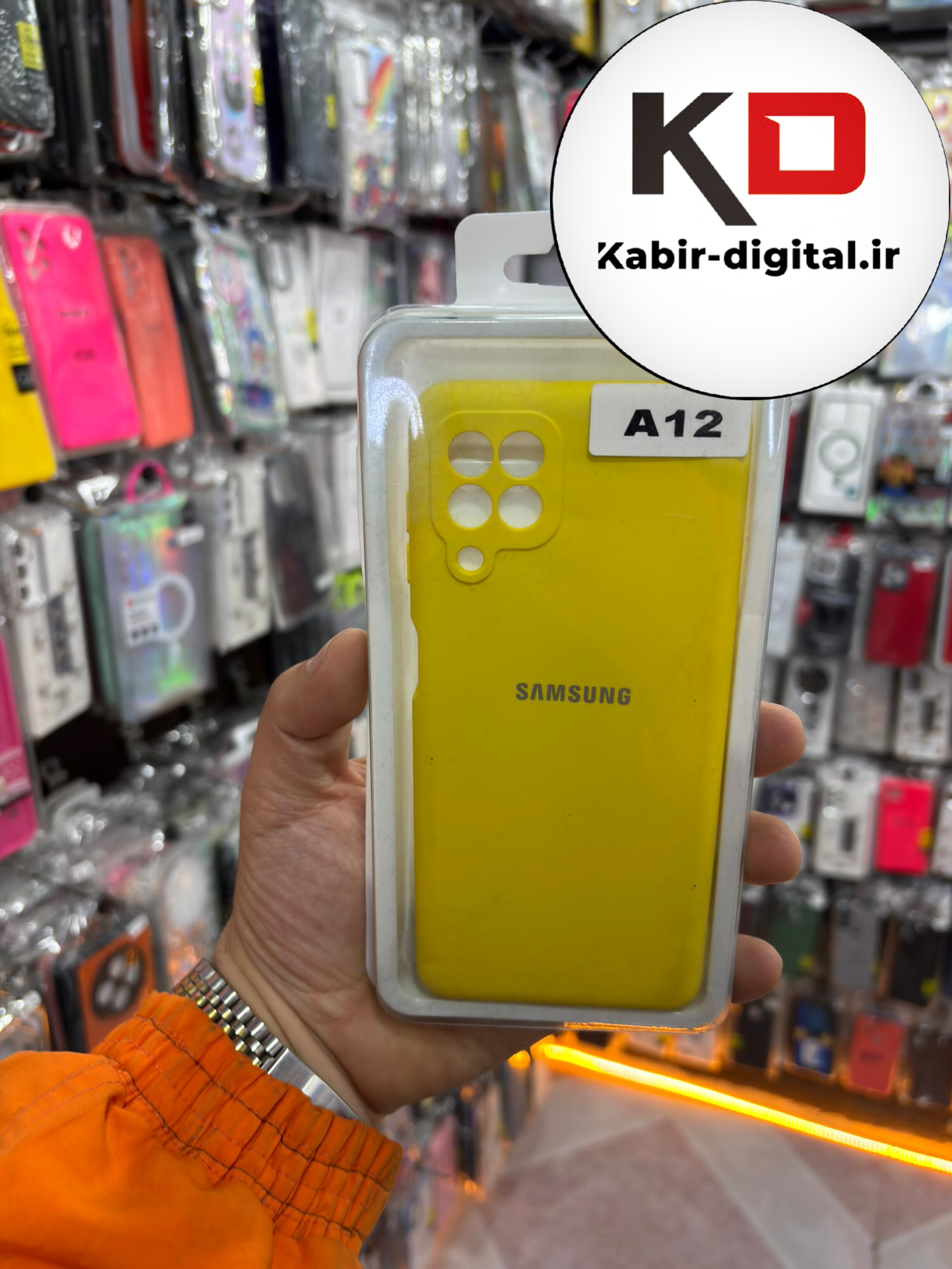 قاب گوشی Galaxy A12 / M12 سامسونگ طرح سیلیکونی محافظ لنزدار زرد