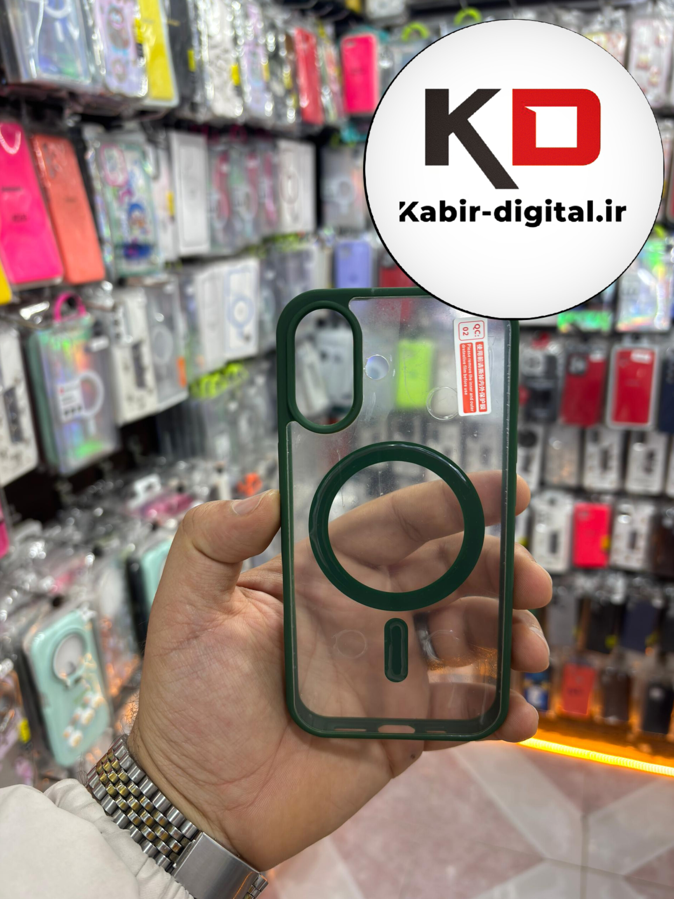 قاب گوشی iPhone 16 آیفون اورجینال Magnetic دور ژله ای MagSafe سبز (پک دار)