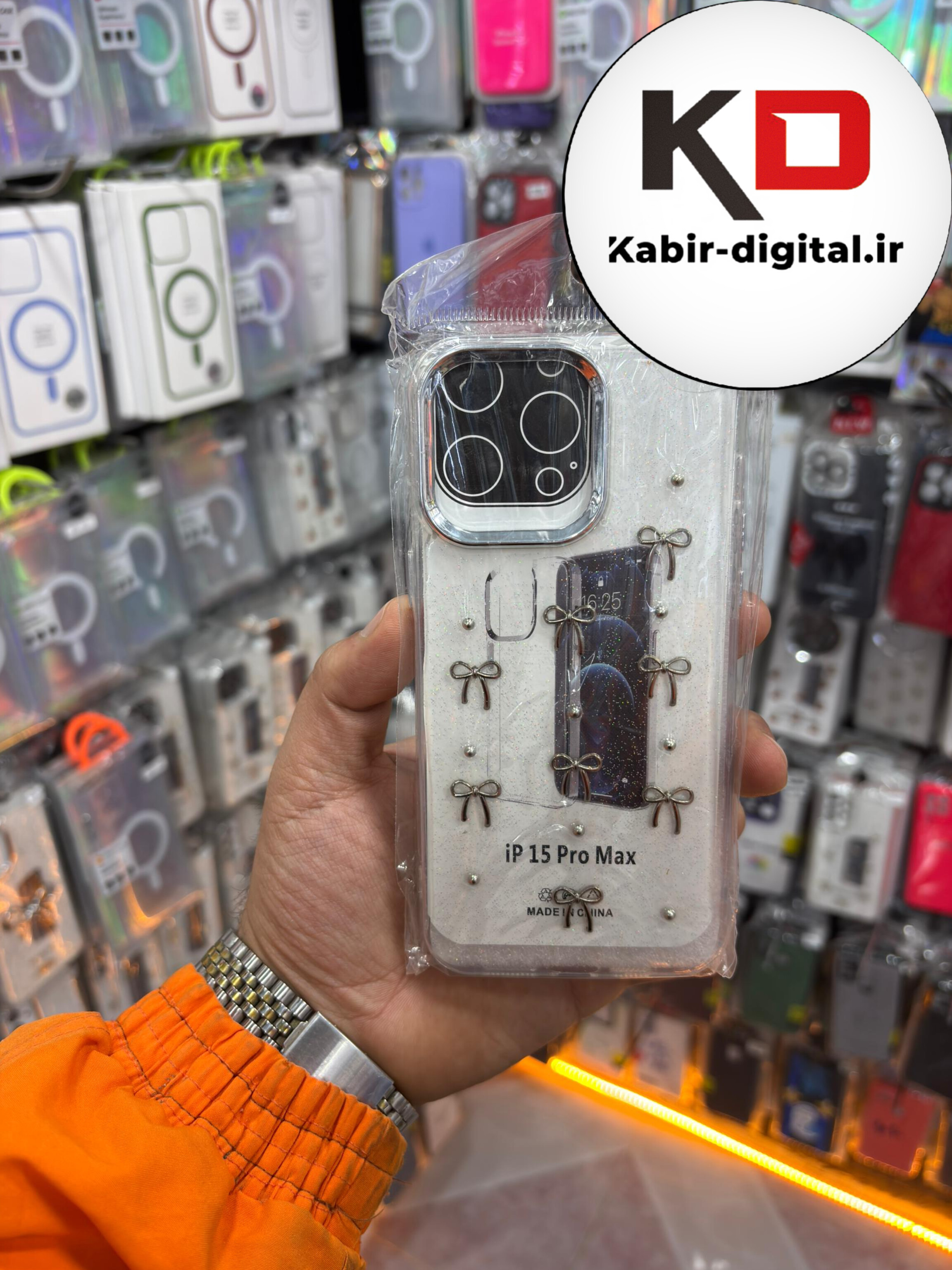 قاب گوشی iPhone 15 Pro Max آیفون لاکچری شفاف رزینی طرح شاین لنز کرومی