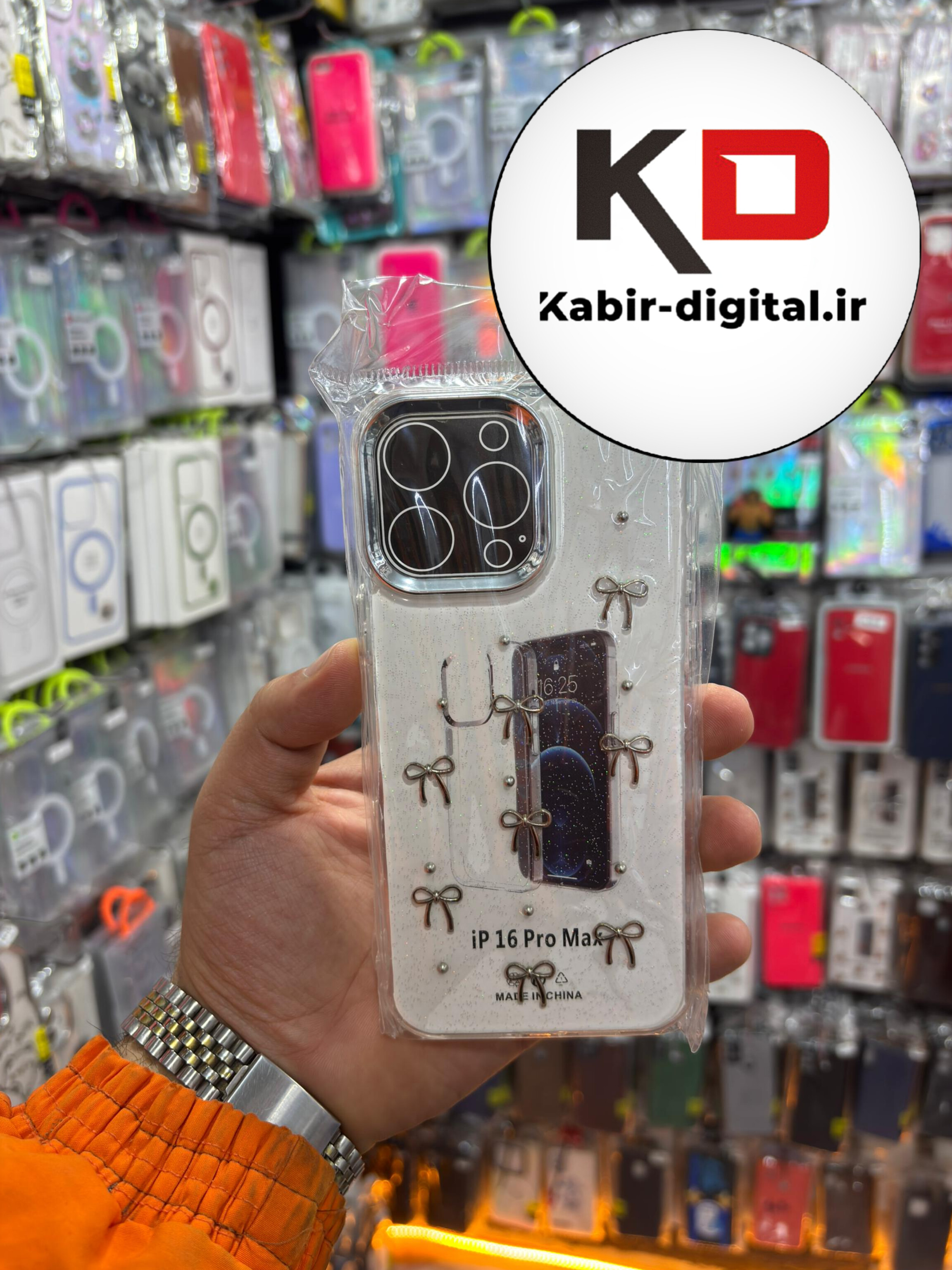قاب گوشی iPhone 16 Pro Max آیفون لاکچری شفاف رزینی طرح شاین لنز کرومی