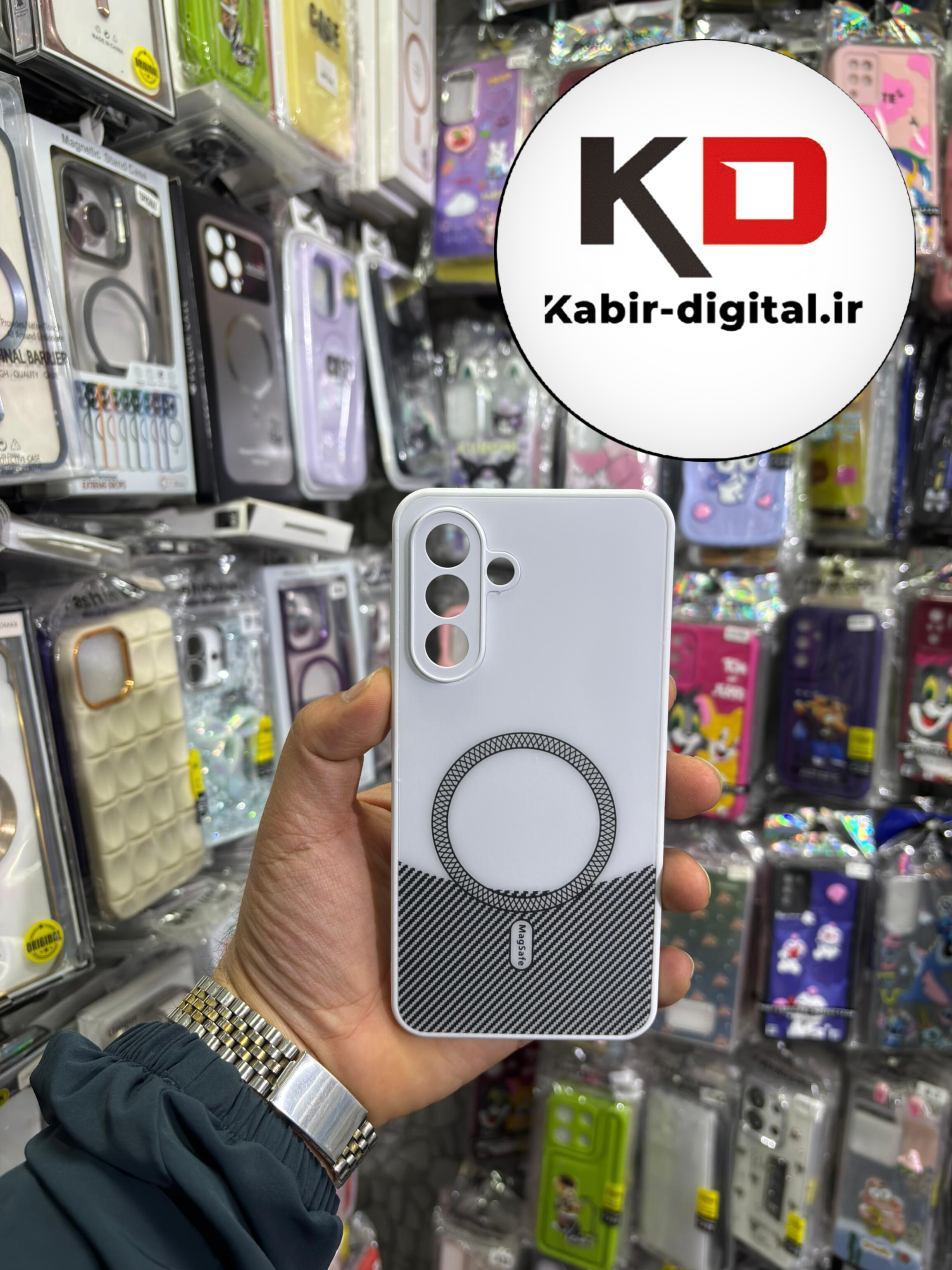 قاب گوشی Galaxy A36 سامسونگ کربن طرح مگ سیف فلزی Magsafe لوکس محافظ لنز دار