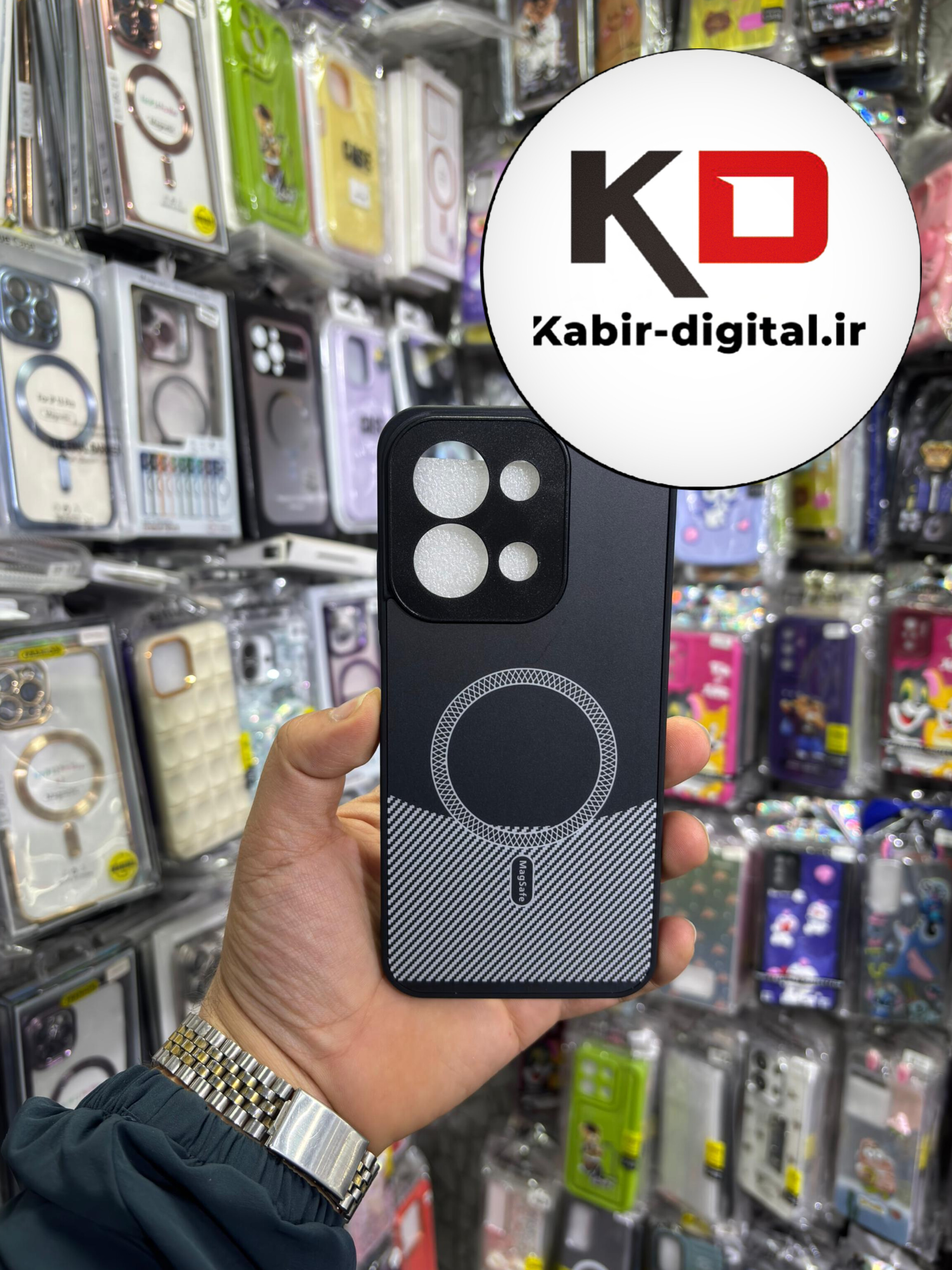 قاب گوشی Redmi 15C / POCO C85 شیائومی کربن طرح مگ سیف فلزی Magsafe لوکس محافظ لنز دار