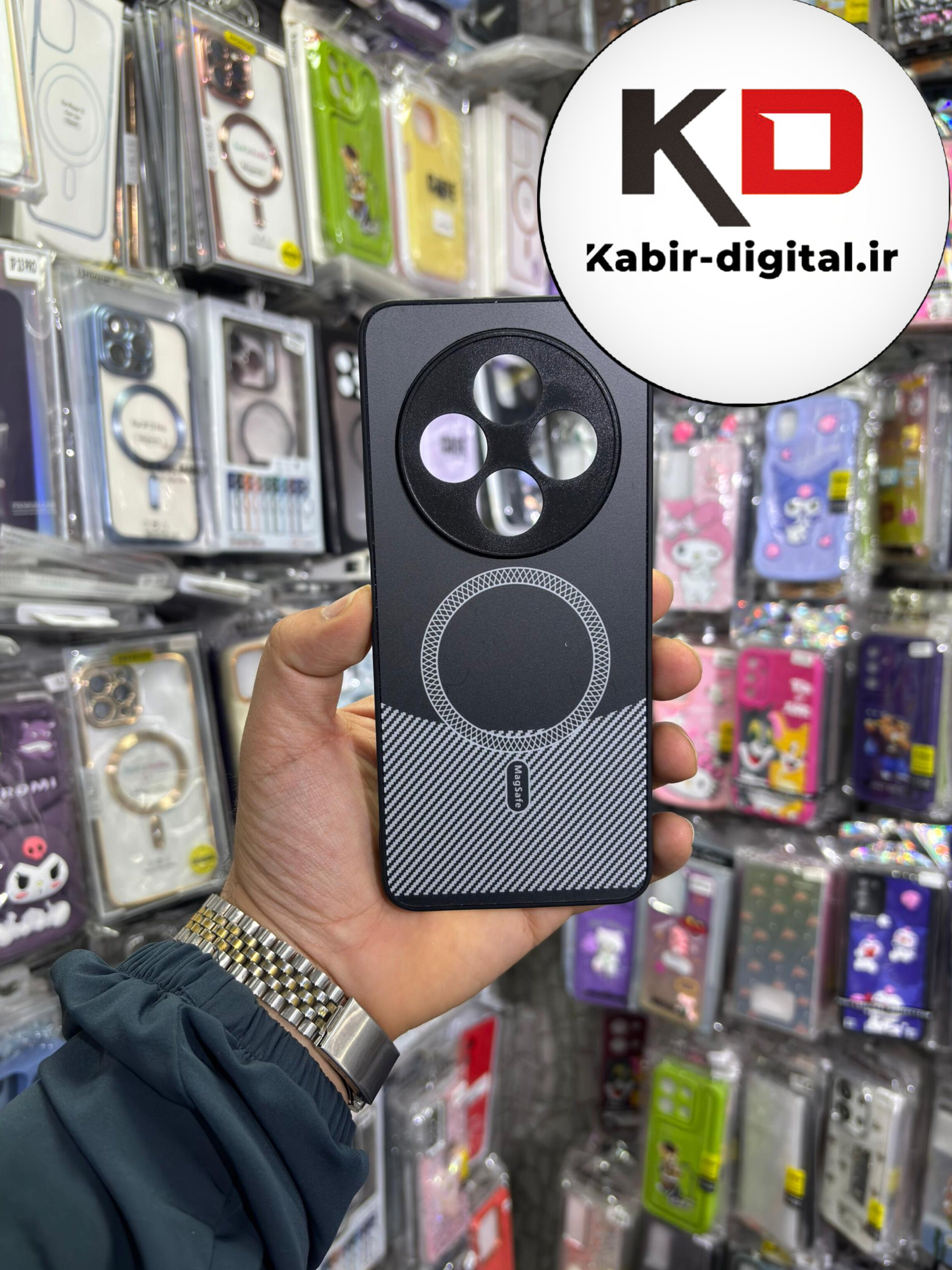 قاب گوشی Redmi 14C / POCO C75 / Redmi A4 شیائومی کربن طرح مگ سیف فلزی Magsafe لوکس محافظ لنز دار