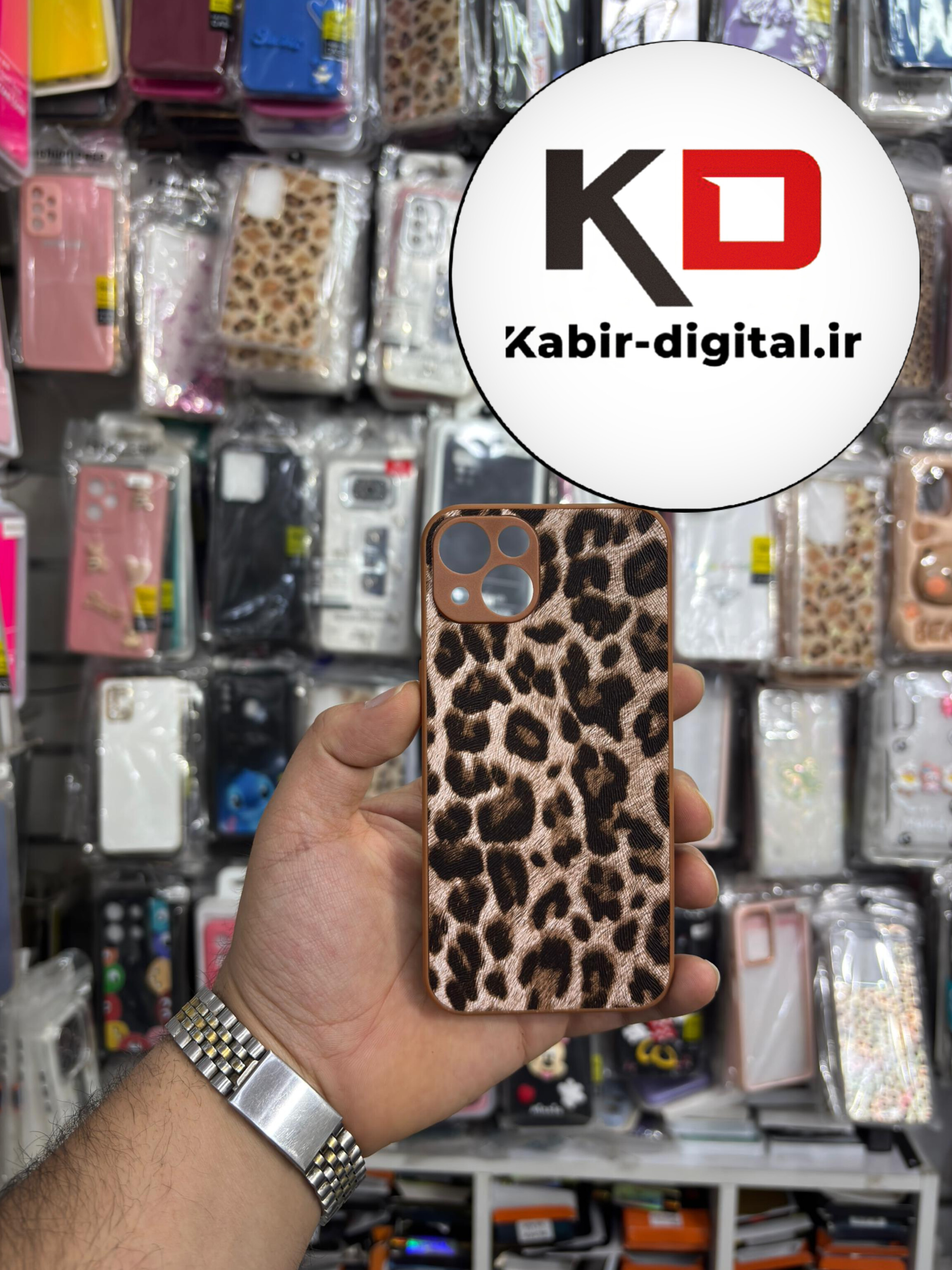 قاب گوشی iPhone 13 آیفون لاکچری سالید اورجینال فانتزی طرح پلنگی محافظ لنزدار